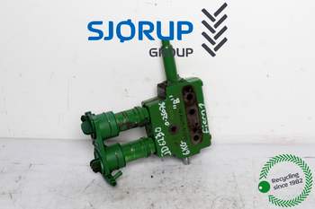 salg af John Deere 6230  Remote control valve