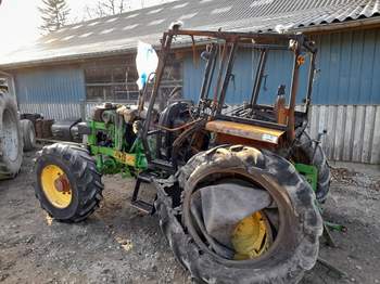 salg af John Deere 1950 traktor