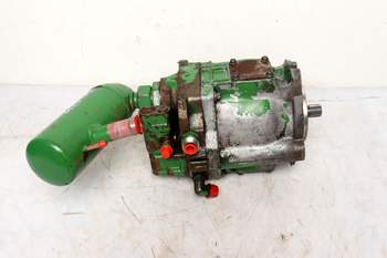 salg af Hydraulik Pumpe John Deere 6310 