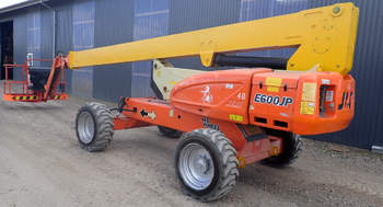 salg af JLG E600JP  Articulated Boom Lift