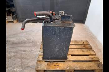 salg af Komatsu WA320-5  Hydraulic oil tank