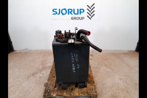 salg af Komatsu WA320-5  Hydraulic oil tank