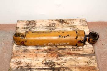 salg af Hydrema 908 B  Hydraulic Cylinder