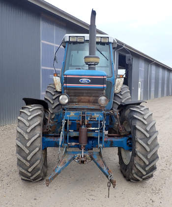 salg af Ford TW15 tractor
