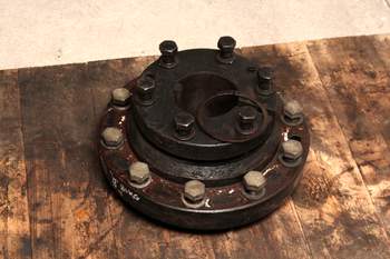 salg af New Holland T8.390 LEFT Rear wheelhub (Amercian type)