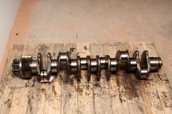 salg af New Holland T8.390  Crankshaft