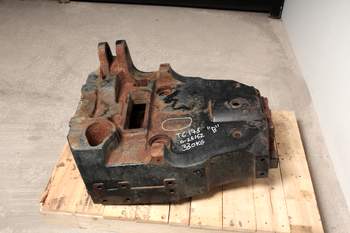 salg af New Holland T6.175  Front axle support