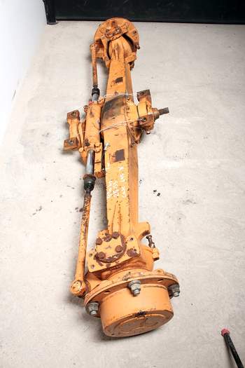salg af Foraksel Case 695