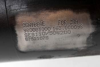 salg af Liftcylinder Case Puma 230