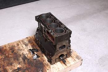 salg af Hydrema 926 C  Engine Block