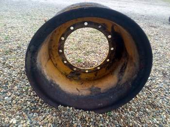 salg af New Holland W170B LEFT Rim