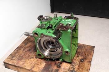 salg af John Deere 6120 M  Rear Transmission