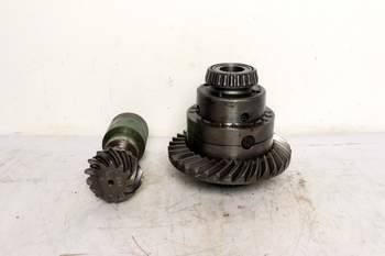 salg af John Deere 6120 M  Front axle differential