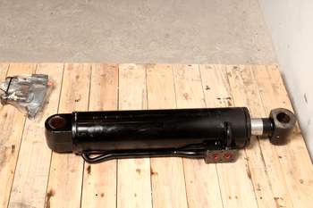 salg af Tiltcylinder Manitou MT732