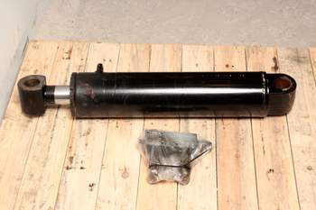 salg af Manitou MT732  Hydraulic Cylinder