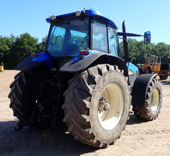 salg af New Holland TM190 traktor