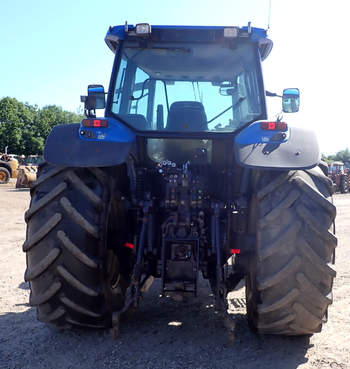 salg af New Holland TM190 traktor