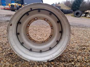 salg af New Holland TM190 RIGHT Front Rim