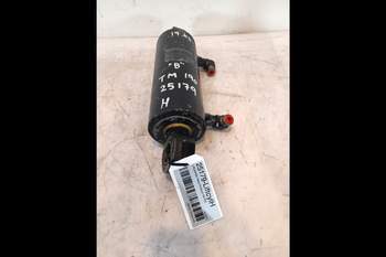 salg af New Holland TM190 RIGHT Lift Cylinder