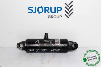 salg af Deutz-Fahr Agrotron 6165 LEFT Lift Cylinder