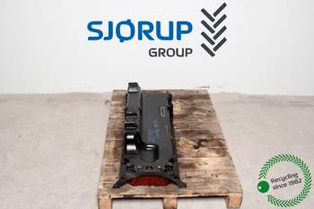 salg af Bundkar Deutz Agrotron 180.7