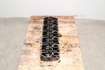 salg af Deutz-Fahr Agrotron 180.7  Cylinder Head