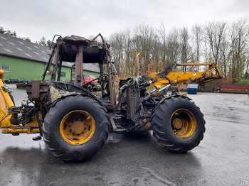 salg af Traktorgrävare Hydrema 906 D 