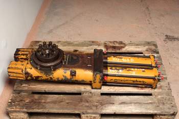 salg af Hydrema 906 D  Hydraulic Cylinder