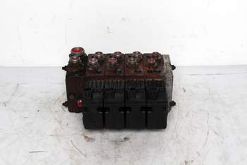 salg af Hydrema 906 D  Hydraulic Valve