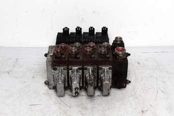 salg af Hydrema 906 D  Hydraulic Valve