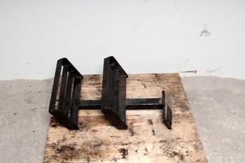 salg af Trittbrettern New Holland TL90 A LINKS