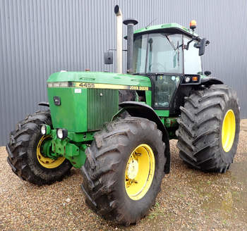 salg af John Deere 4455 traktor