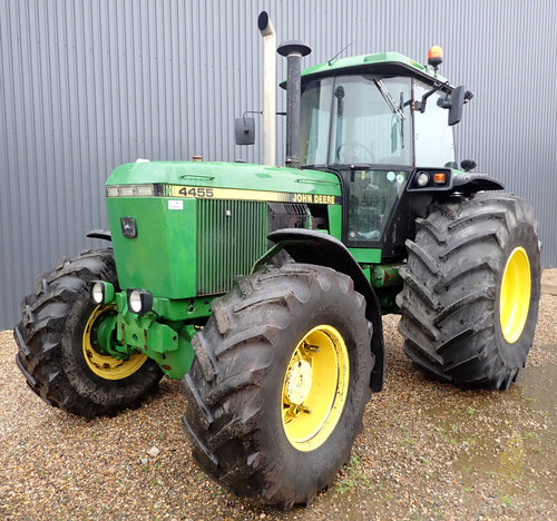 salg af John Deere 4455 traktor