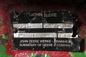 salg af John Deere 6420  Disassembled front axle