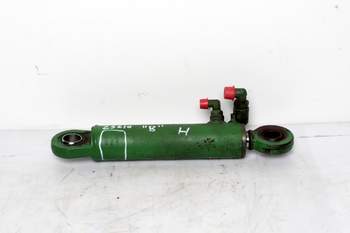 salg af Hydraulisk Cylinder John Deere 6420 