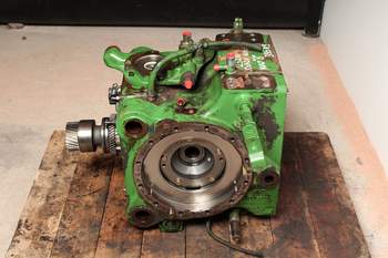 salg af John Deere 6420  Rear Transmission