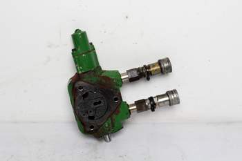 salg af John Deere 6620  Remote control valve