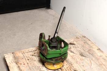 salg af John Deere 6620 RIGHT Front axle final drive