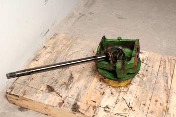 salg af John Deere 6620 RIGHT Front axle final drive