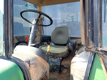 salg af John Deere 4755 traktor