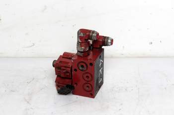 salg af Hesston 4900  Hydraulic valve