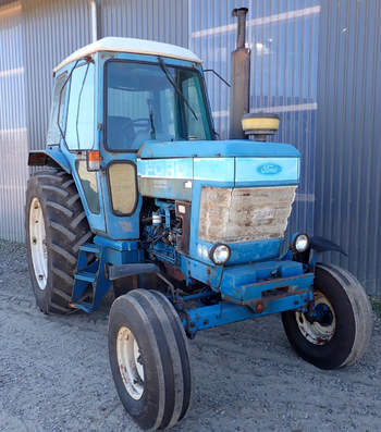 salg af Ford 7710 tractor