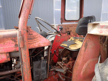 salg af Massey Ferguson 175 tractor