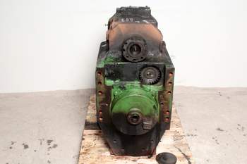 salg af John Deere 8220  Transmission