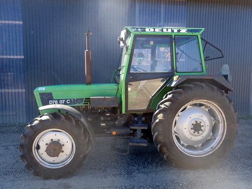 salg af Deutz-Fahr D7807 traktor