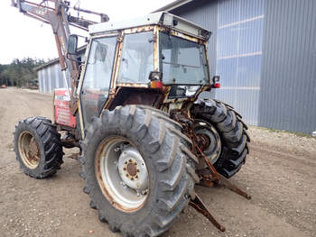 salg af Massey Ferguson 390 traktor