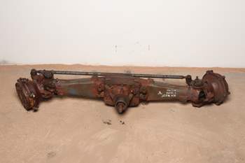 salg af New Holland 4835  Disassembled front axle