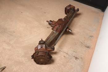 salg af New Holland 4835  Disassembled front axle