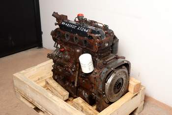 salg af New Holland 4835  Engine
