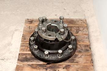 salg af New Holland T7.315 RIGHT Rear wheelhub (Amercian type)